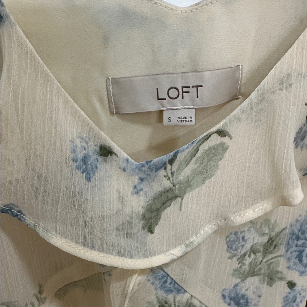 Loft Floral Ruffle Cream Top - Picture 2 of 5